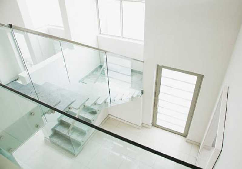 Corrimão de Vidro e Alumínio Preço Mauá - Corrimão de Escada com Vidro