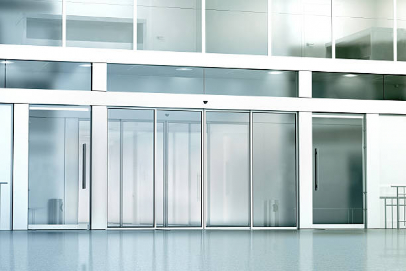 Porta de Alumínio Branco com Vidro para Sala Pedreira - Porta de Alumínio com Vidro de Correr
