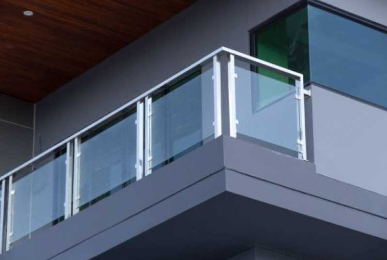 Preço de Corrimão com Vidro Mauá - Corrimão com Vidro para Escada